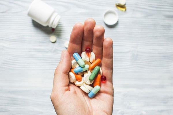 Produsen Obat Sumbang Suplemen ke RS Darurat Covid-19 Wisma Atlet
